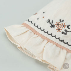 Renova baby bonnet