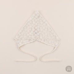 Alliche Lace Bonnet