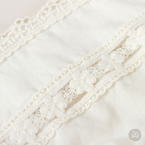 Jumi baby bonnet
