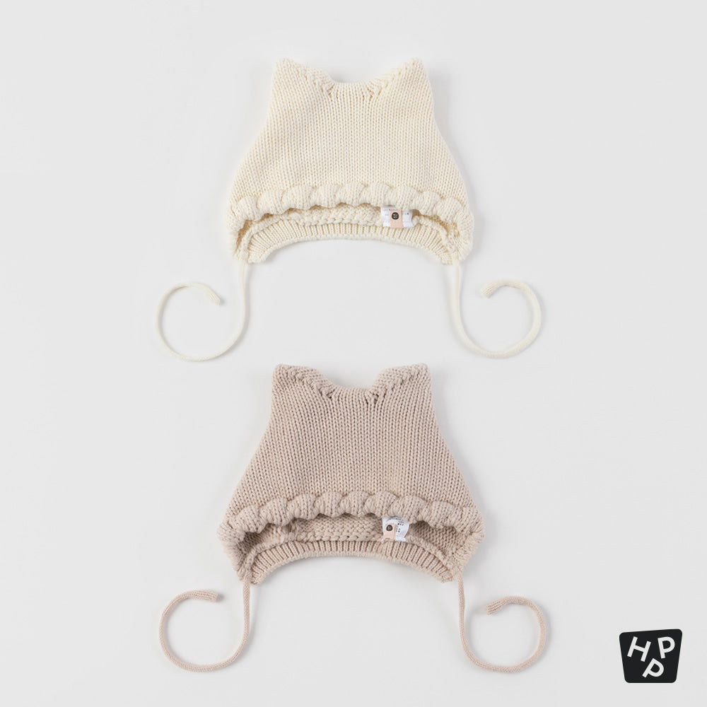 Fla knit baby bonnet