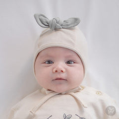Fruta baby bonnet