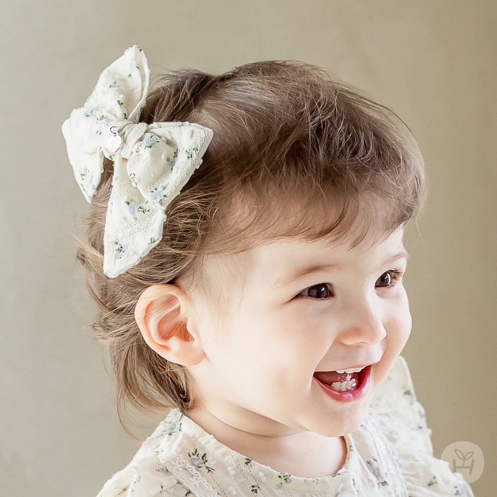 Lausanne baby hairpin