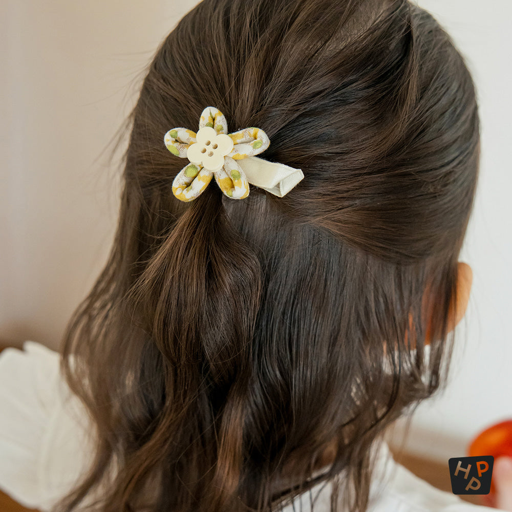 Marguerite Hairpin