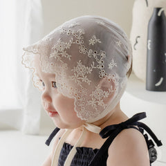 Elf lace bonnet