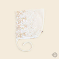 Monju lace bonnet