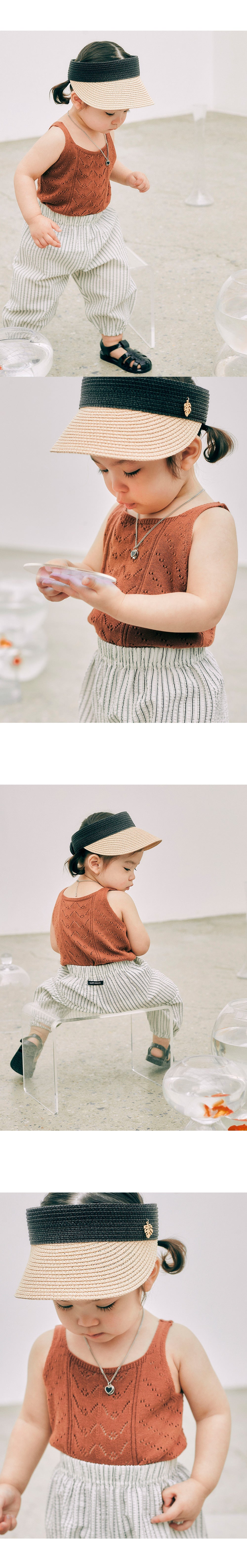 Betty knit baby sleeveless t-shirt