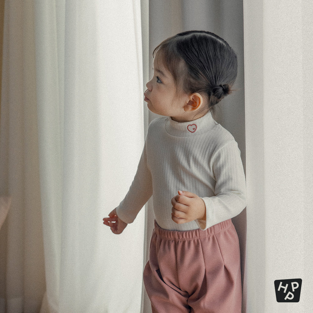 Tender mock turtleneck lounge wear