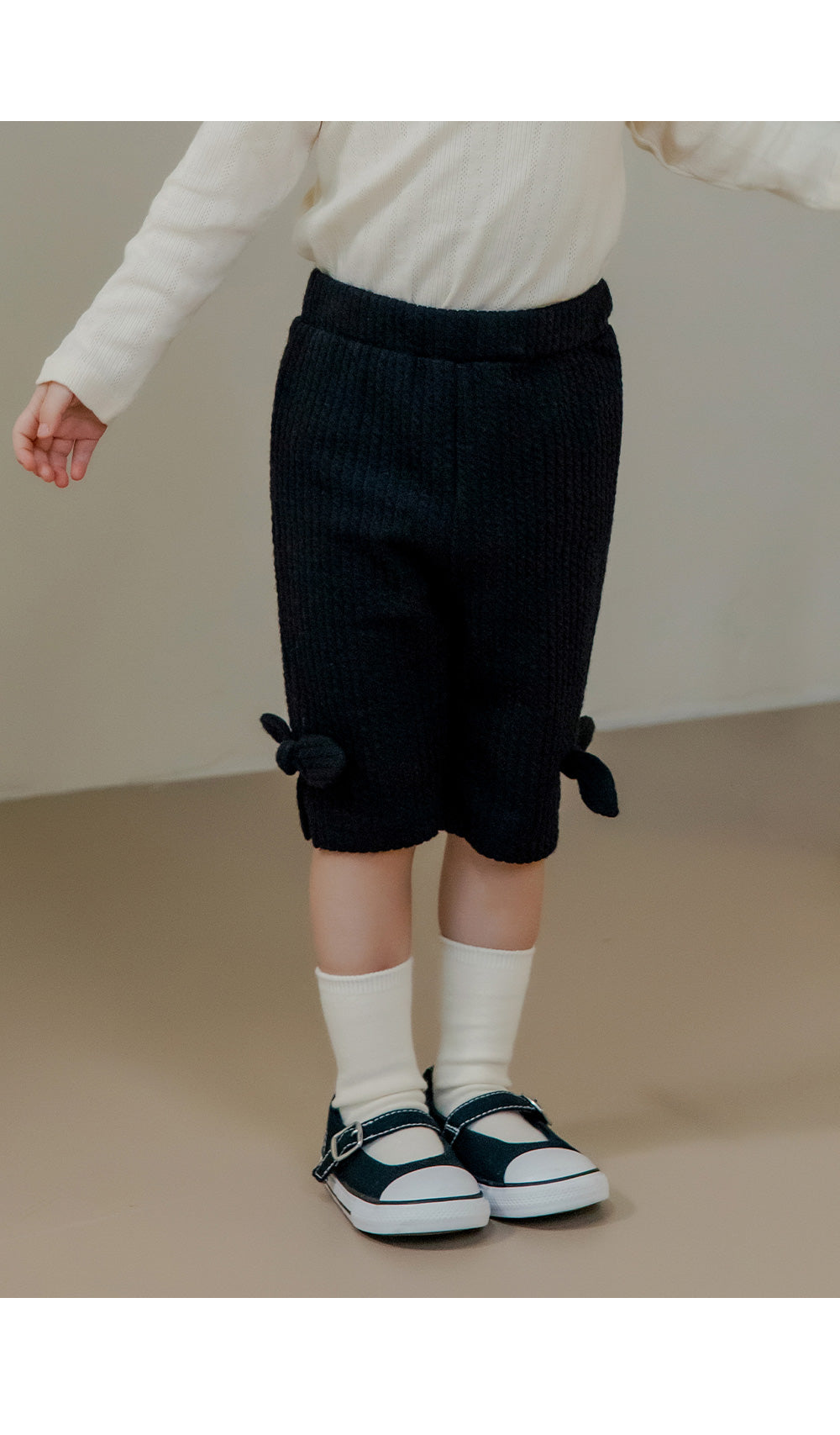 Lapine Capri Pants